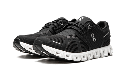 CLOUD 5 WMNS "Black" 59.98904