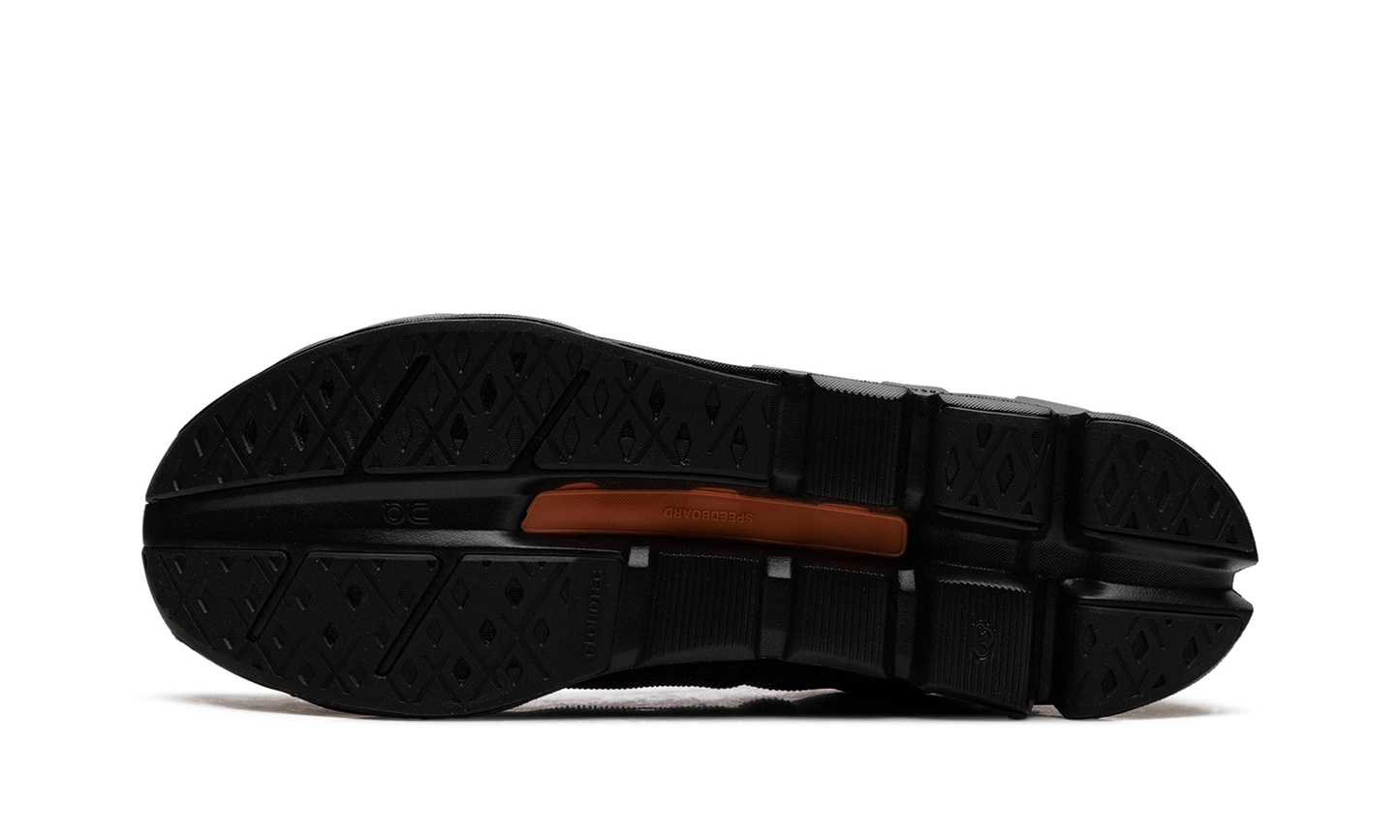 Cloudflow 5 "Black Black" 3MF10111043