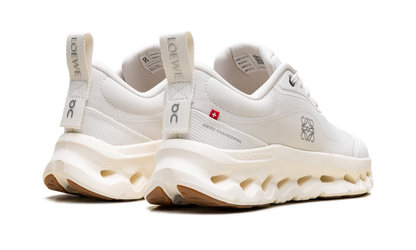 Cloudtilt 2 WMNS "LOEWE All White" 3WE10870108