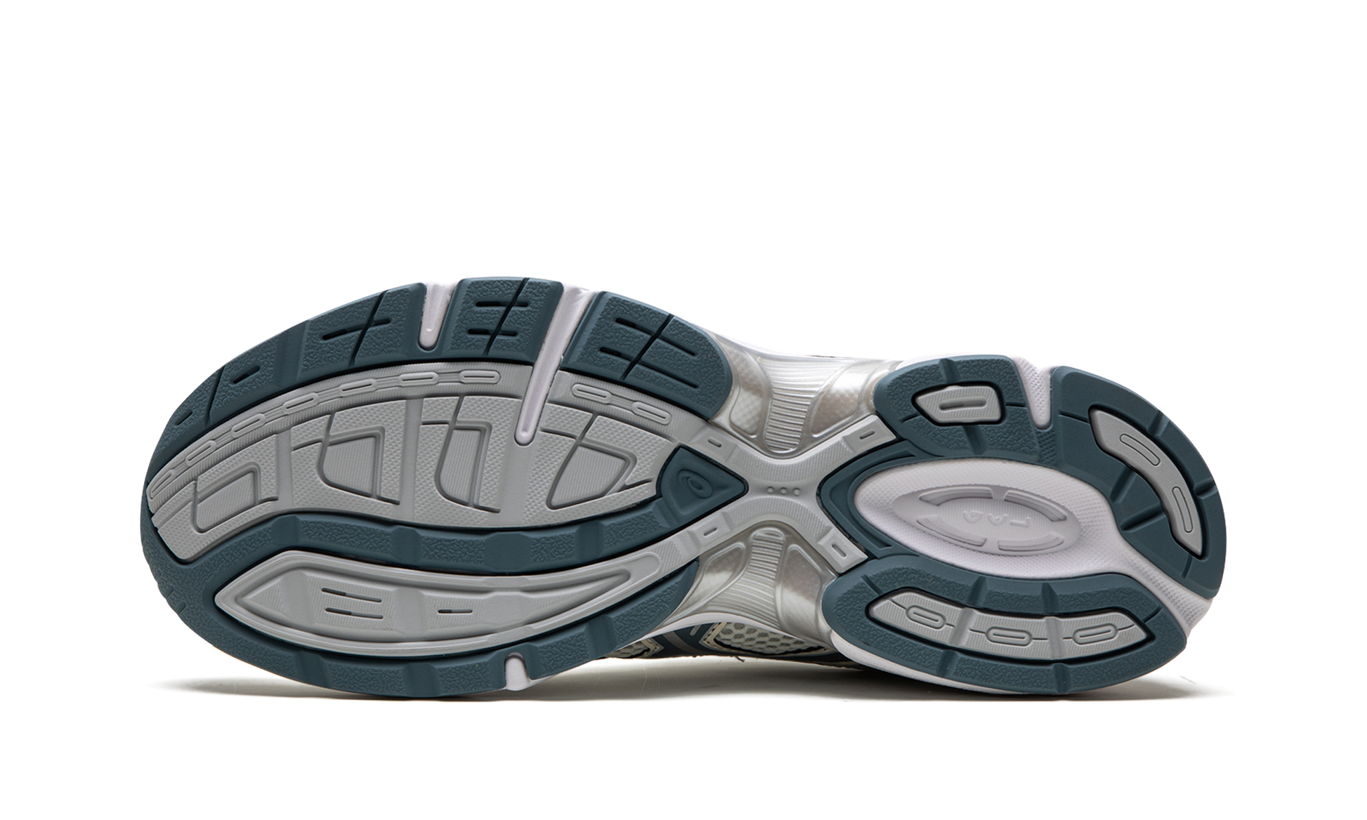 Gel-1130 "Cream / Ironclad" 1201A256 115