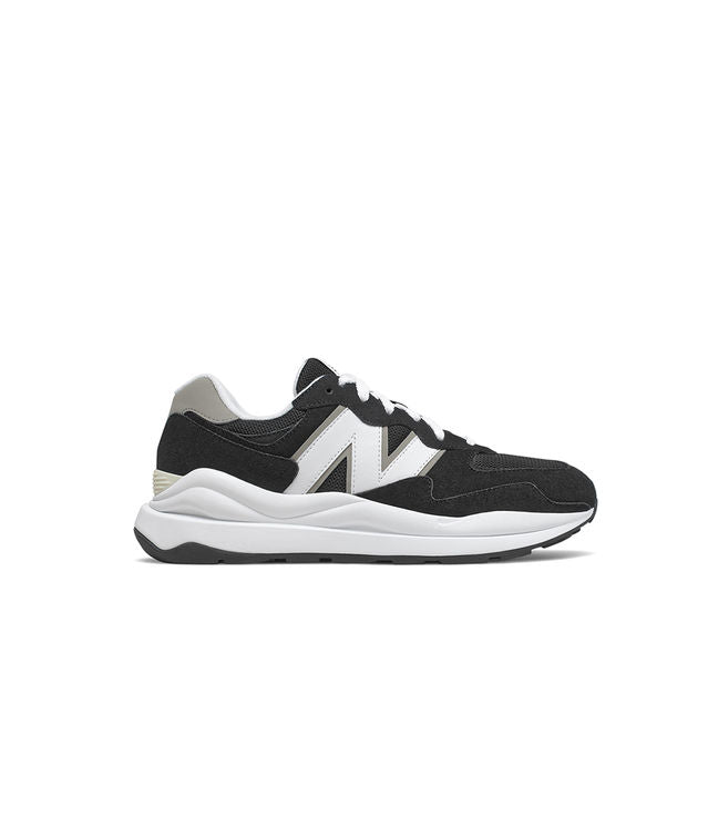 TENIS 5740