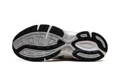 ASICS GEL-1130 "Lapstone & Hammer" 1203A582 100