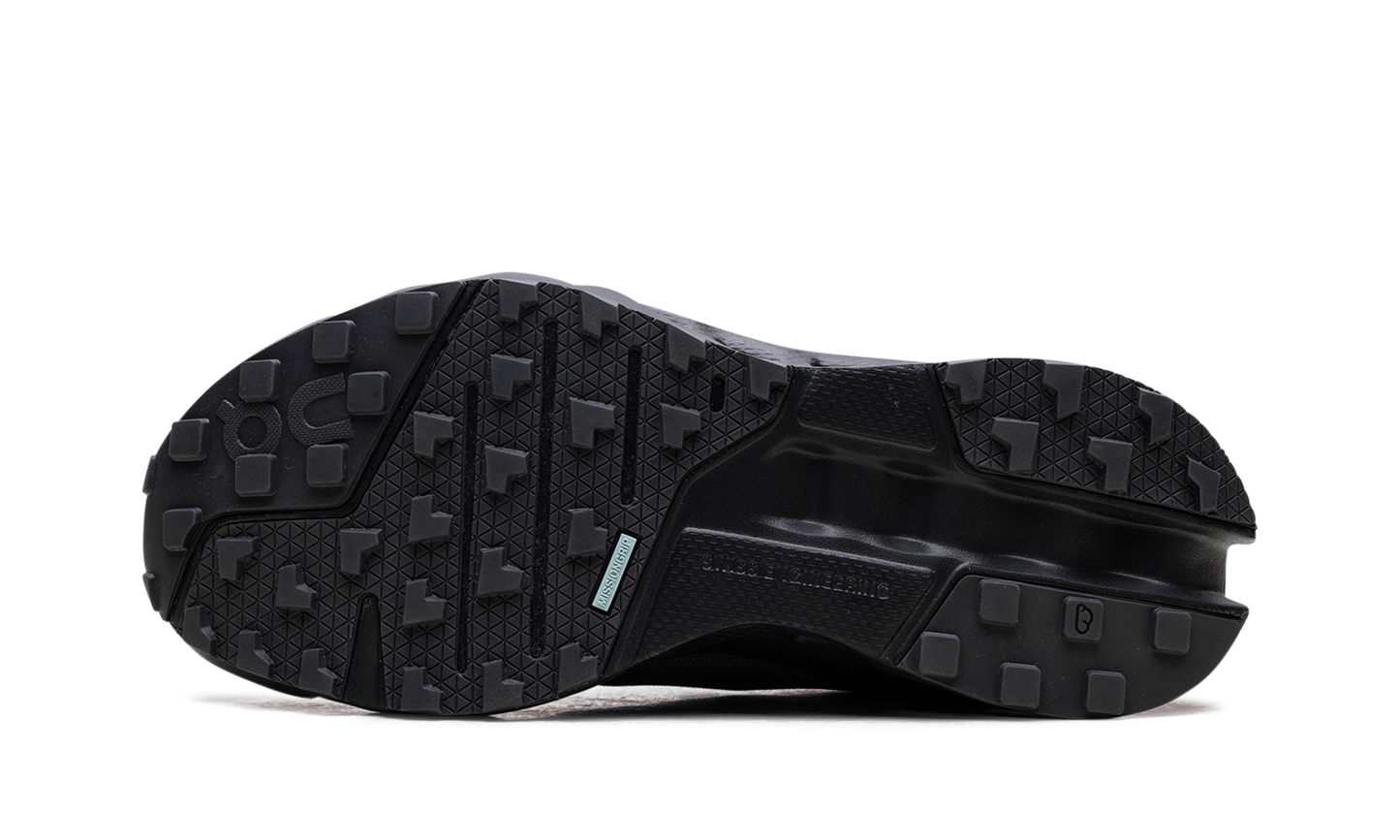 Cloudsurfer Trail WMNS "ECLIPSE BLACK" 3WE10100264