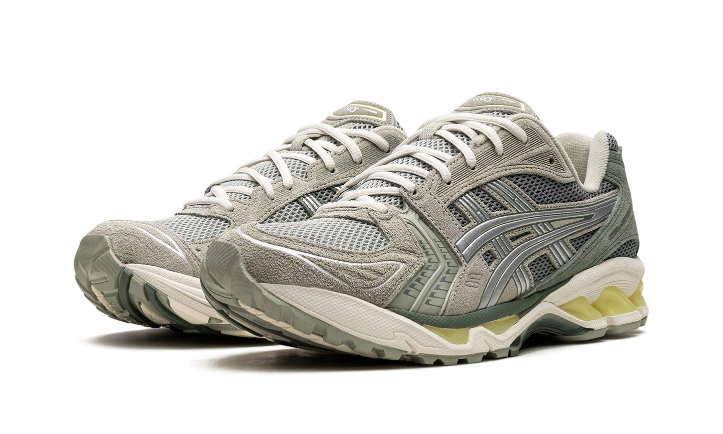 GEL KAYANO 14 "Olive Grey Pure Silver" 1201A161 301