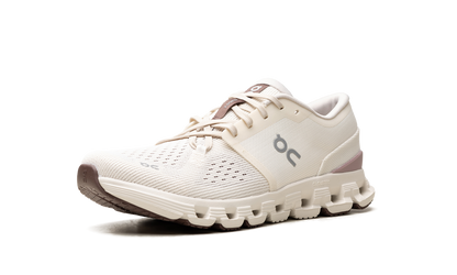 Cloud X4 WMNS "Ivory Heron" 3WE30074740