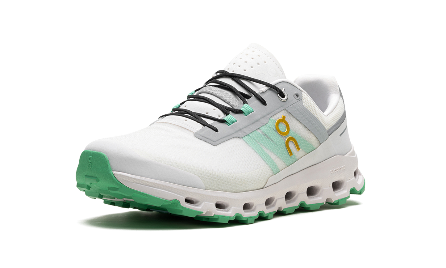 Cloudvista CN "Frost Parakeet" 3MD10621542