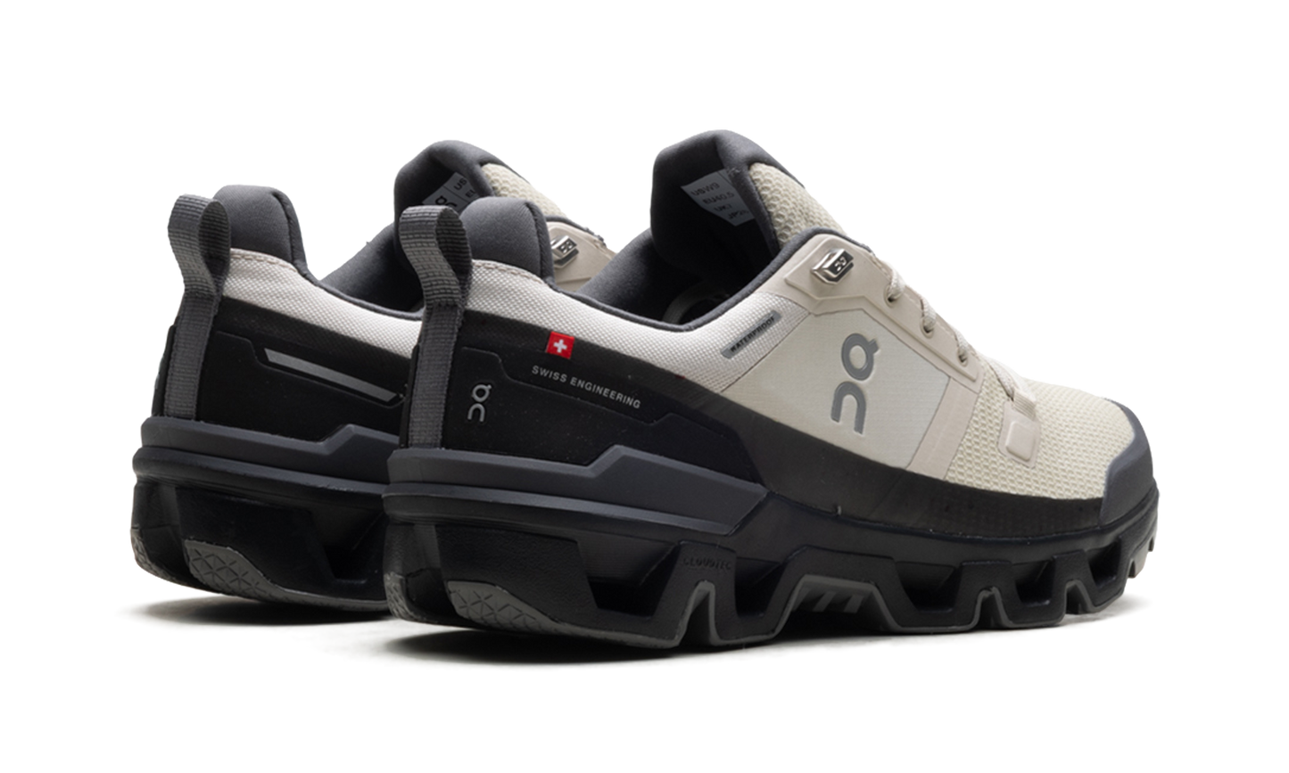Cloudwander Waterproof WMNS "Sand/Black" 73.97667