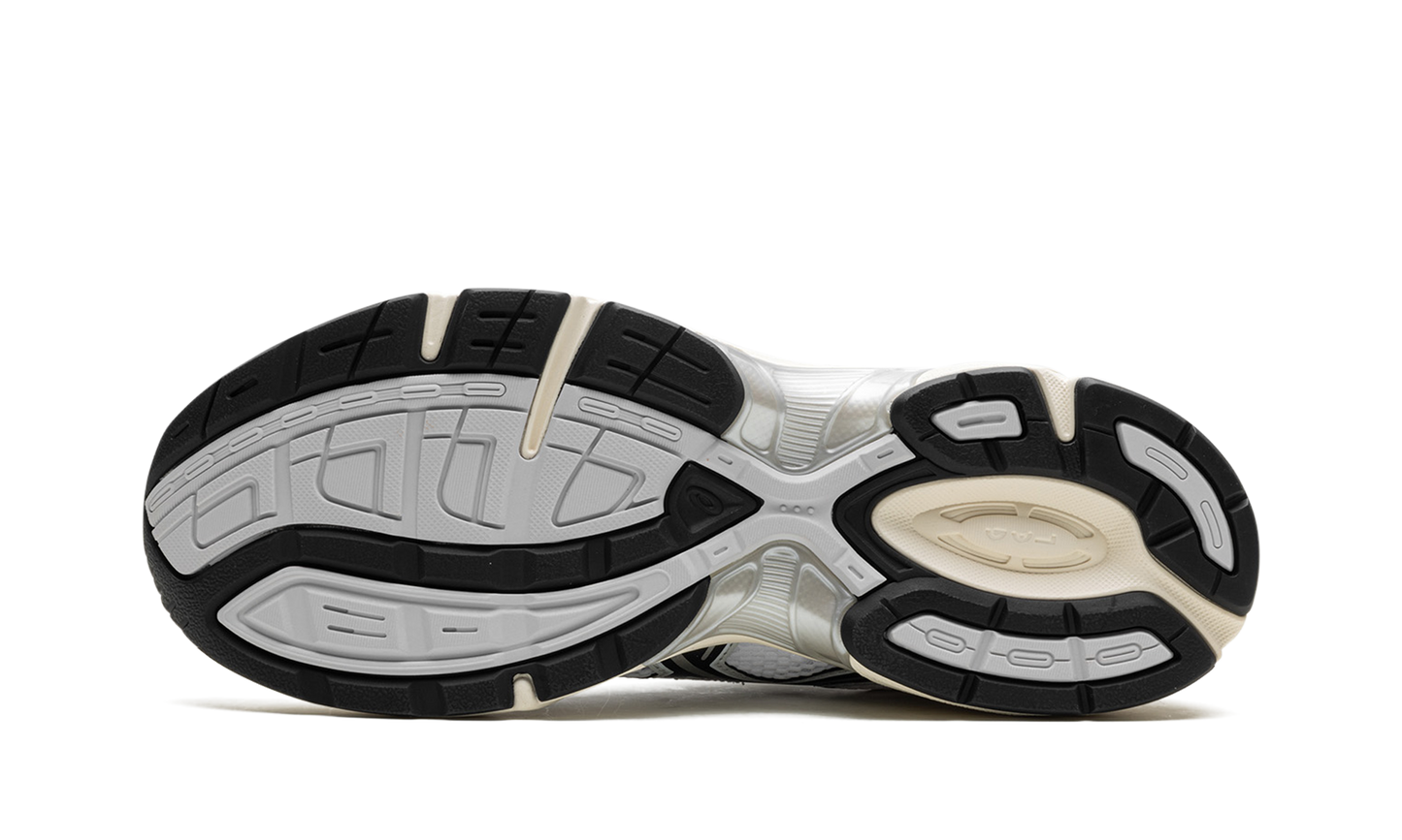 Gel 1130 "White / Cloud Grey" 1201A256 118