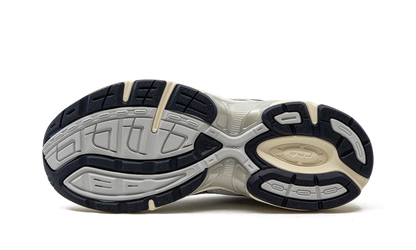 GEL-1130 WMNS "WHITE/MIDNIGHT" 1202A164 110