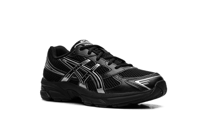 Gel-1130 GS "Black Pure Silver" 1204A169 001