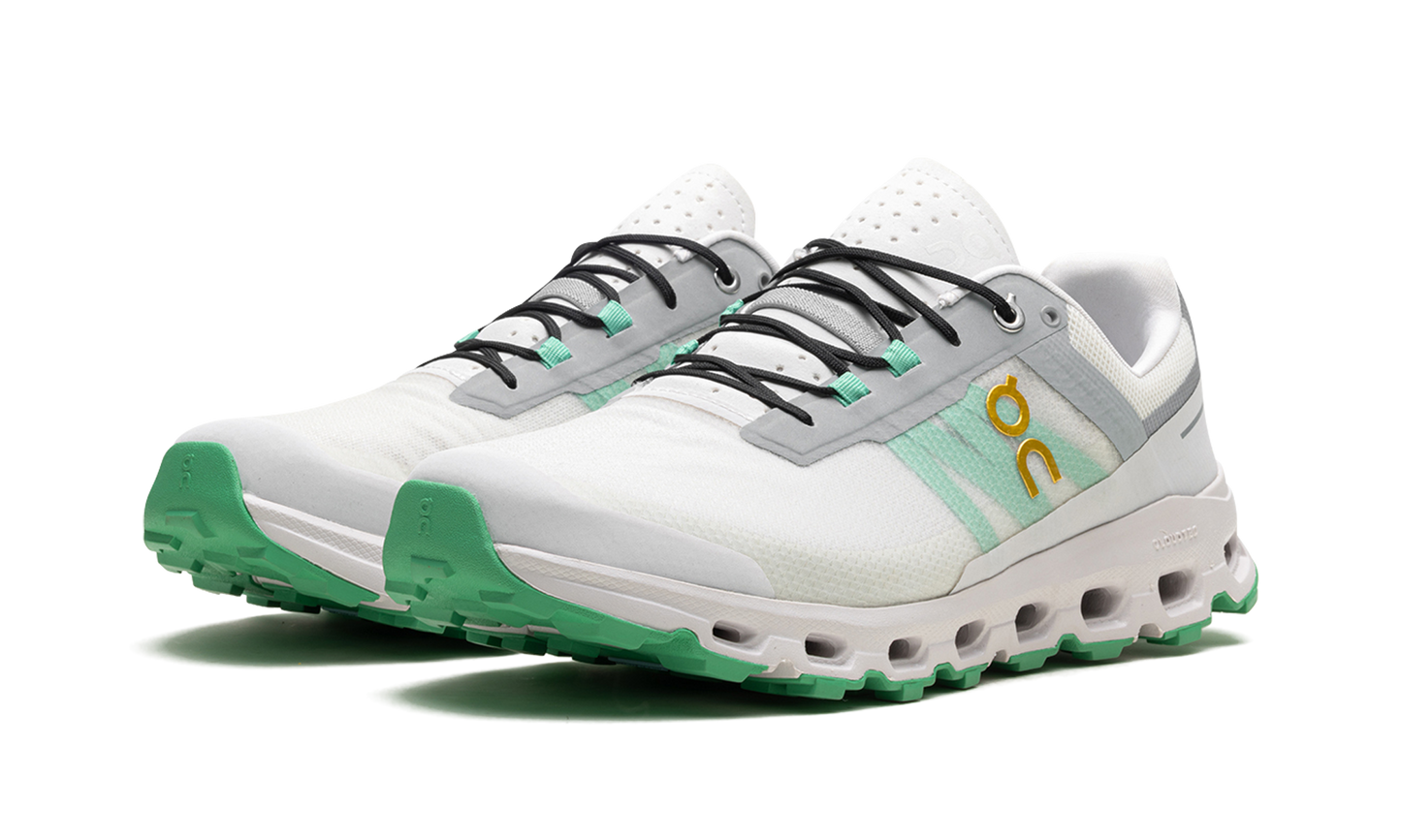 Cloudvista CN "Frost Parakeet" 3MD10621542