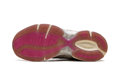Gel-1130 WMNS "Oatmeal Peyote" 1202A527 250